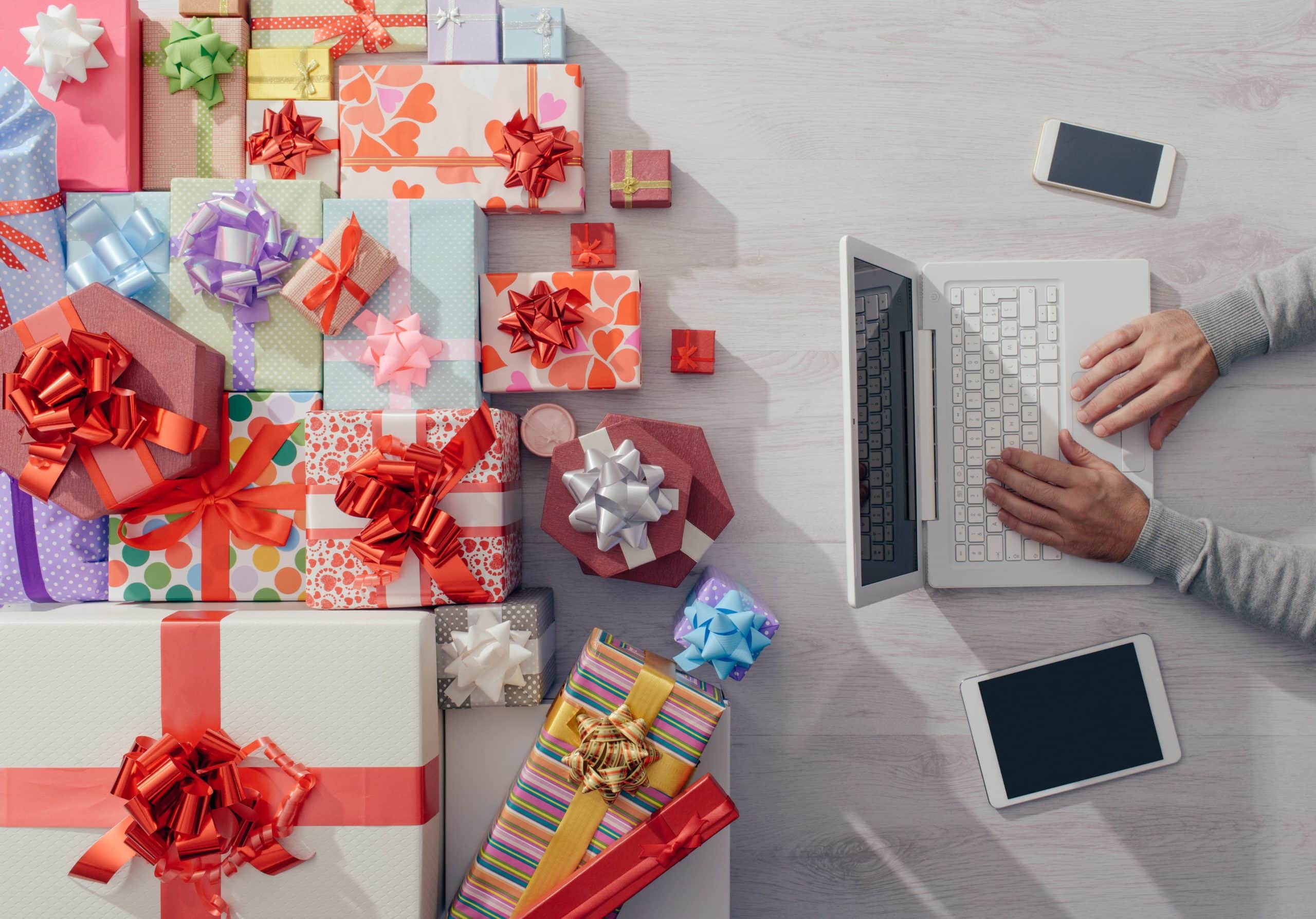 3 Holiday Marketing Tips B2B Marketers Can Learn From B2C Marketing