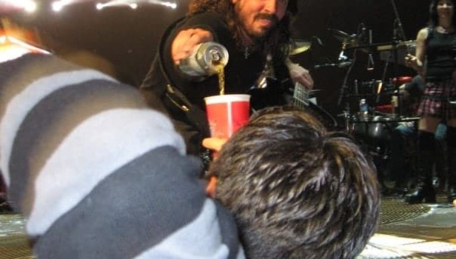 Follow Dave Grohl’s Example and Pour Your Fans a Beer