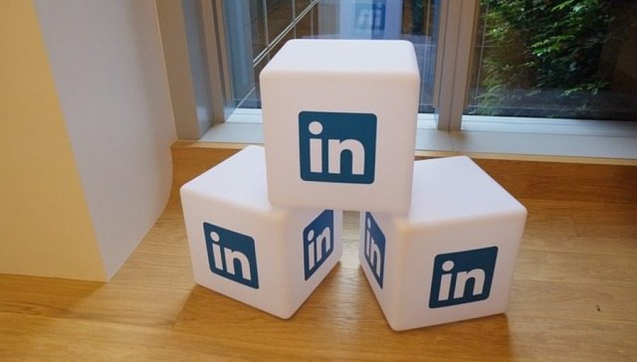How to Use LinkedIn in Your B2B Content Marketing Strategy